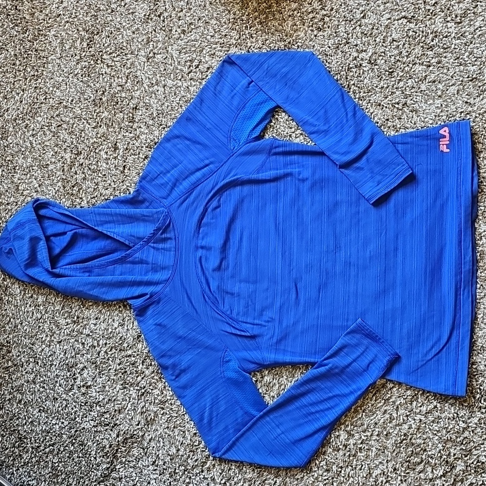 Fila Women's Blue Activewear Hoodie Top With Thumb Holes & Back Zip Pocket Med